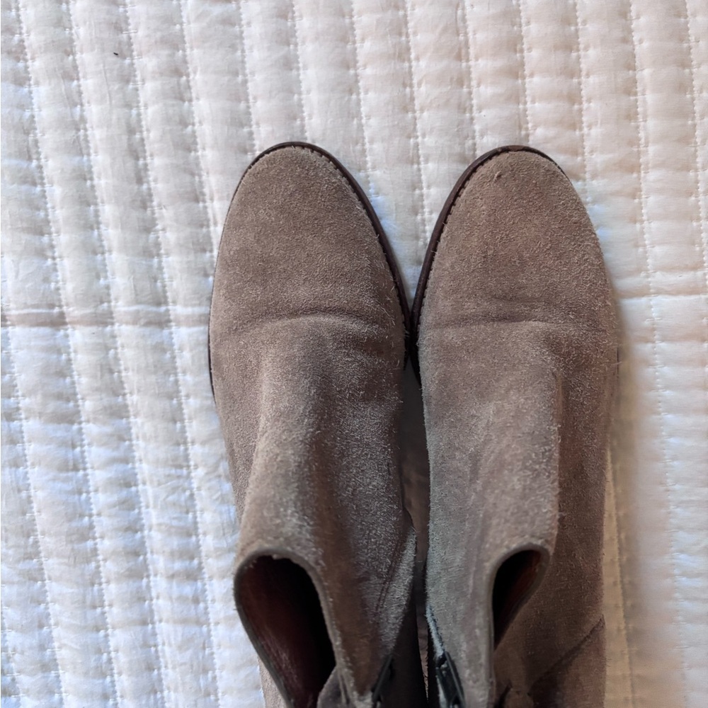 : : MADEWELL Tan Suede Leather Ankle Boots : : - Picture 11 of 15